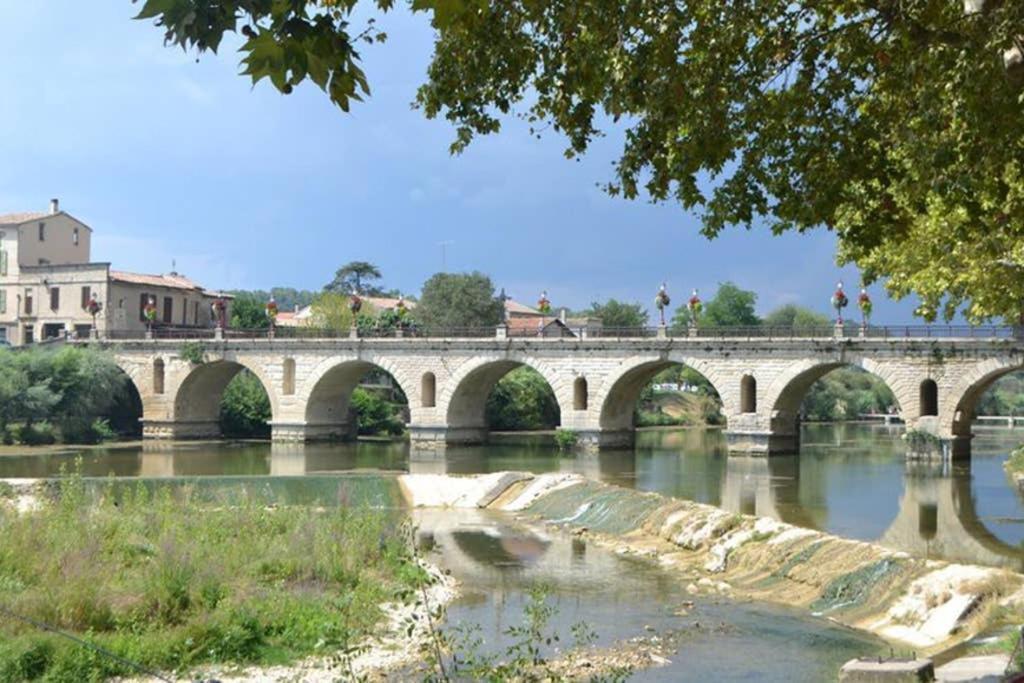 Le Clos Des Vignes Junas エクステリア 写真